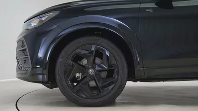 2026 Volkswagen Tiguan R-line Black Edition | GCC | Volkswagen Warranty Feb 2031 & Service Feb 2029-10
