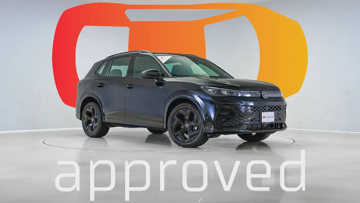 2026 Volkswagen Tiguan R-line Black Edition | GCC | Volkswagen Warranty Feb 2031 & Service Feb 2029