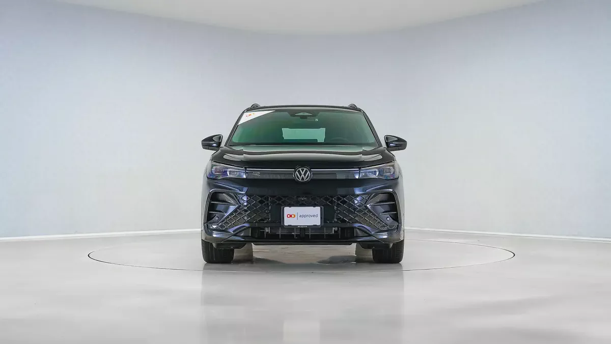 2026 Volkswagen Tiguan R-line Black Edition | GCC | Volkswagen Warranty Feb 2031 & Service Feb 2029-7-7
