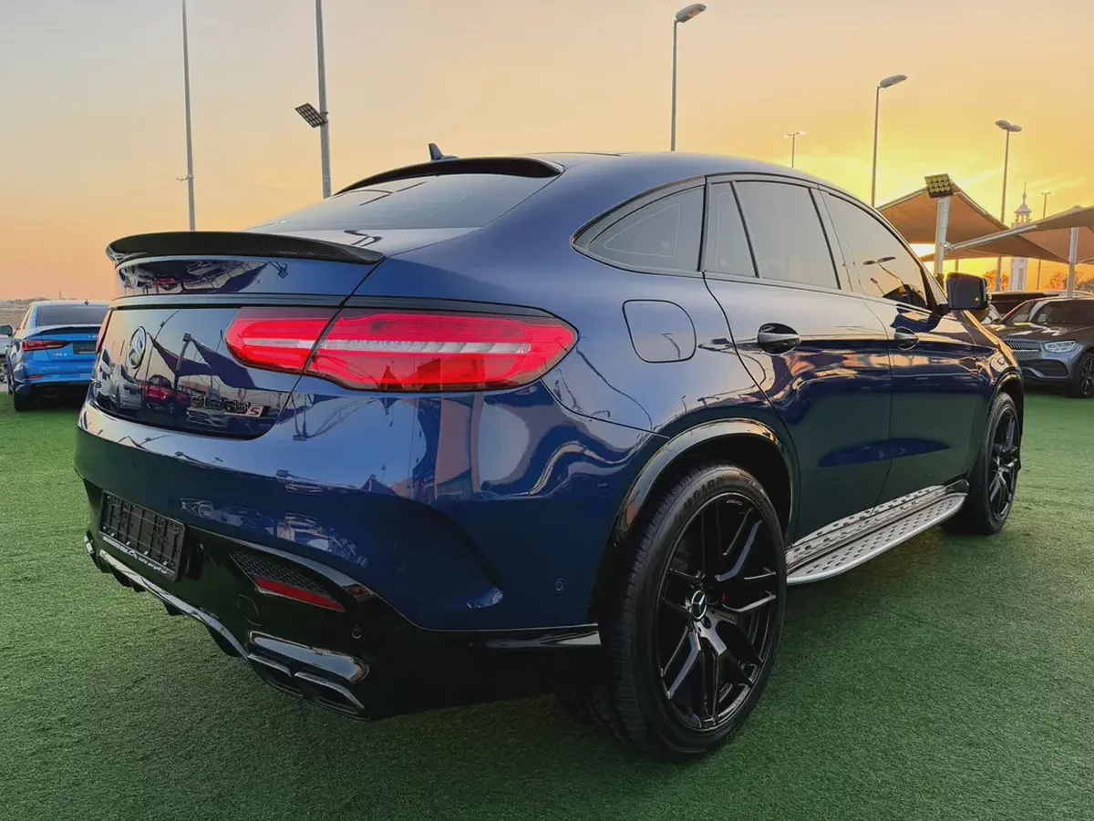 (2018) MERCEDES GLE63s //AMG// GCC FULL OPTION -ORIGINAL PAINT--4-4