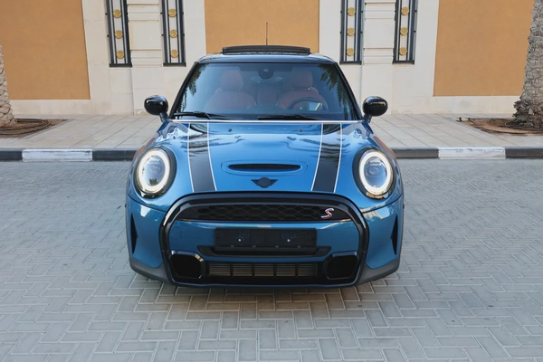 MINI COOPER S - GCC SPECS - UNDER WARRANTY / SERVICE CONTRACT - ACCIDENT FREE - FULL SERVICE HISTORY