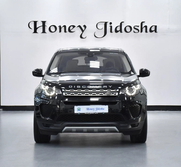 EXCELLENT DEAL for our Land Rover Discovery Sport HSE ( 2018 Model ) in Black Color GCC Specs