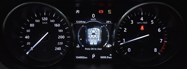 EXCELLENT DEAL for our Land Rover Discovery Sport HSE ( 2018 Model ) in Black Color GCC Specs