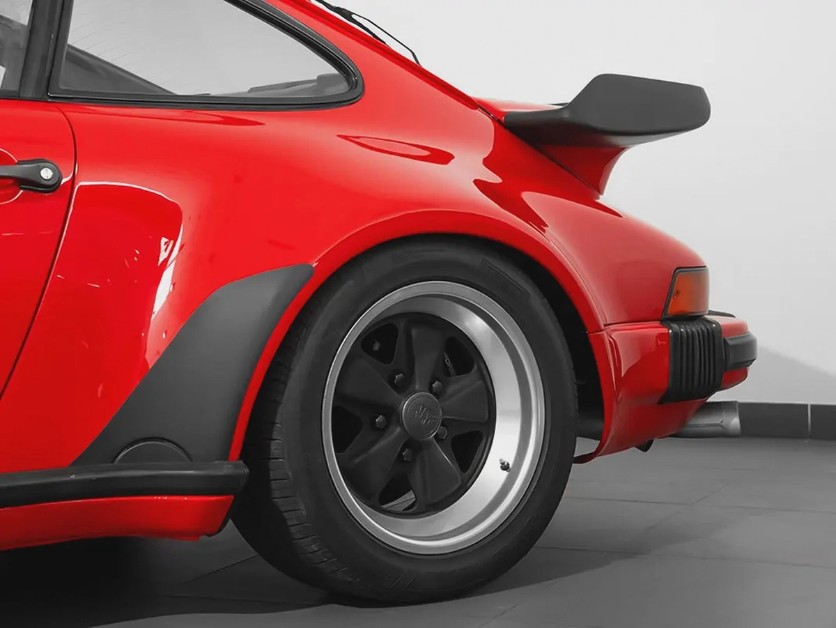 1988 Porsche 911 Turbo 930 / Perfect Condition / Fully Restored-8-8