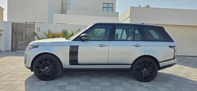2020-Range Rover Vouge SE V8-Supercharged-Full Option-Excellent condition-Bank Finance Available-3