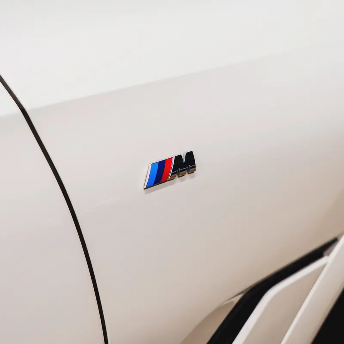 AED 4,024 p.m • 0% Downpayment • X6 xDrive40i M Sport • Agency Warranty and Service Package-5-5