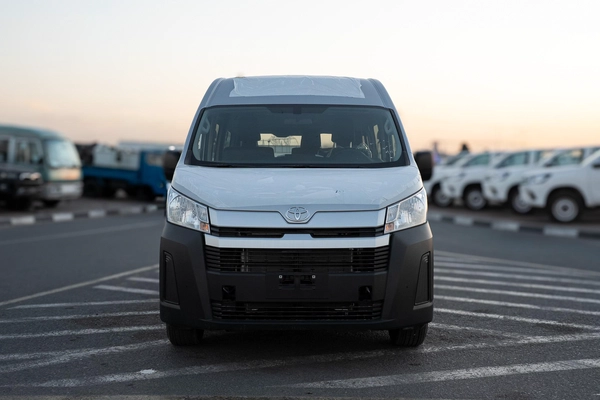Toyota Hiace Commuter