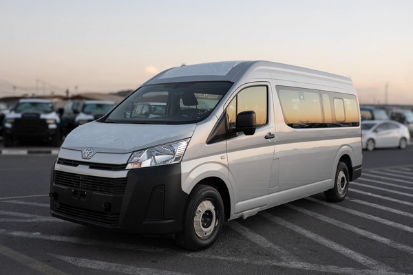 Toyota Hiace Commuter
