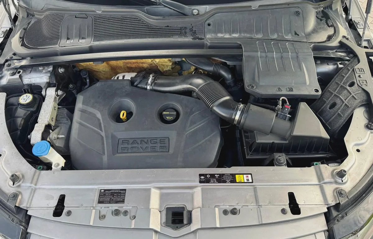 Range Rover Evoque 2013, Japanese Specs Clean Title For Sale