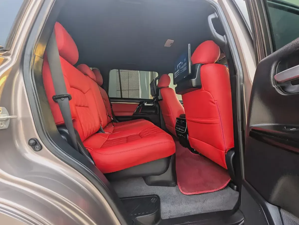 Toyota Land Cruiser GXR 2012 Facelifted 2025 GCC Specs - Interior and Exterior Excellent Condition-13-13