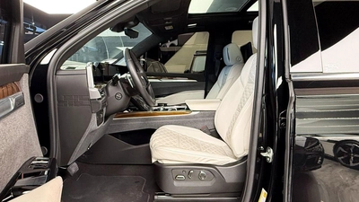 Cadillac Escalade PREMIUM LUXURY PLATINUM Cadillac Escalade 600 - 6 Seats - 2025-11