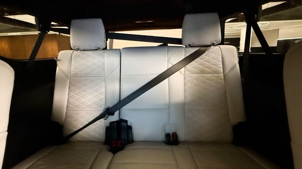 Cadillac Escalade PREMIUM LUXURY PLATINUM Cadillac Escalade 600 - 6 Seats - 2025