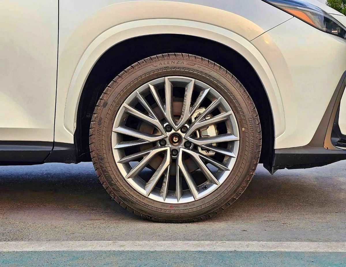 Lexus NX350 ELITE TURBO CHARGED/2.4L PETROL WITH 275 HP/FULL OPTION/CODE#NXP3E-5-5