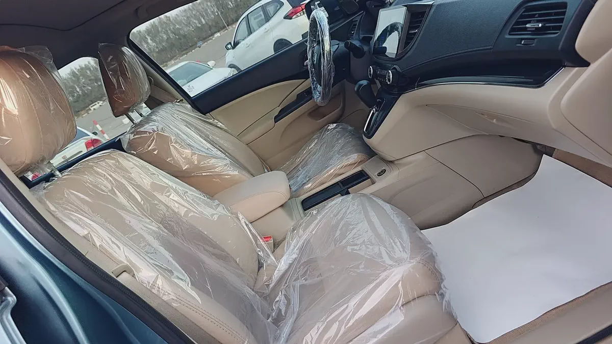 Pristine Honda CR-V EX-L 2015 | GCC Specs | Full Option-13-13