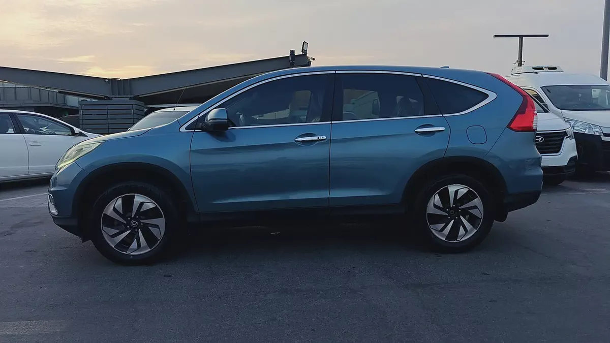 Pristine Honda CR-V EX-L 2015 | GCC Specs | Full Option-5-5