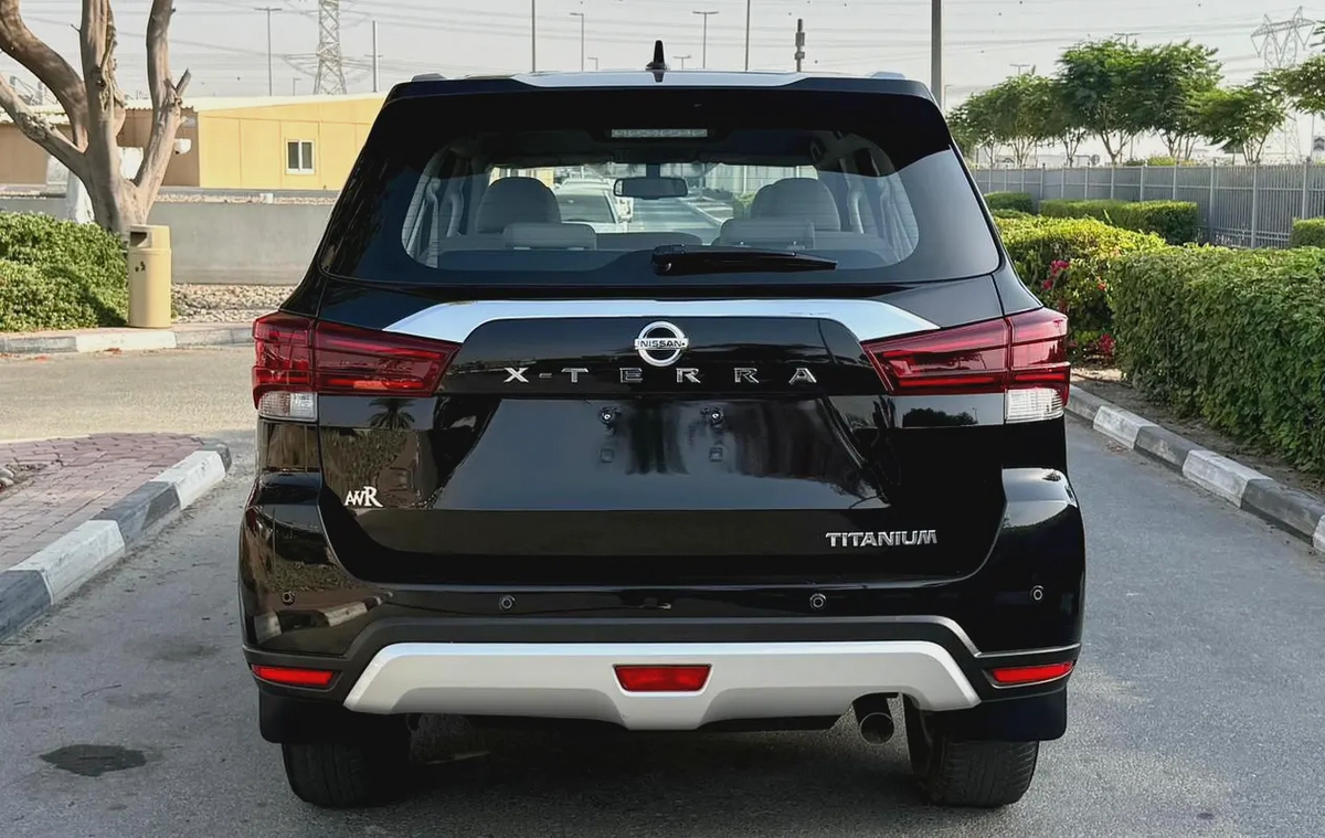 2023 Nissan Xterra Titanium | G.C.C | No Paint No Accident | First Owner | Service History-9-9