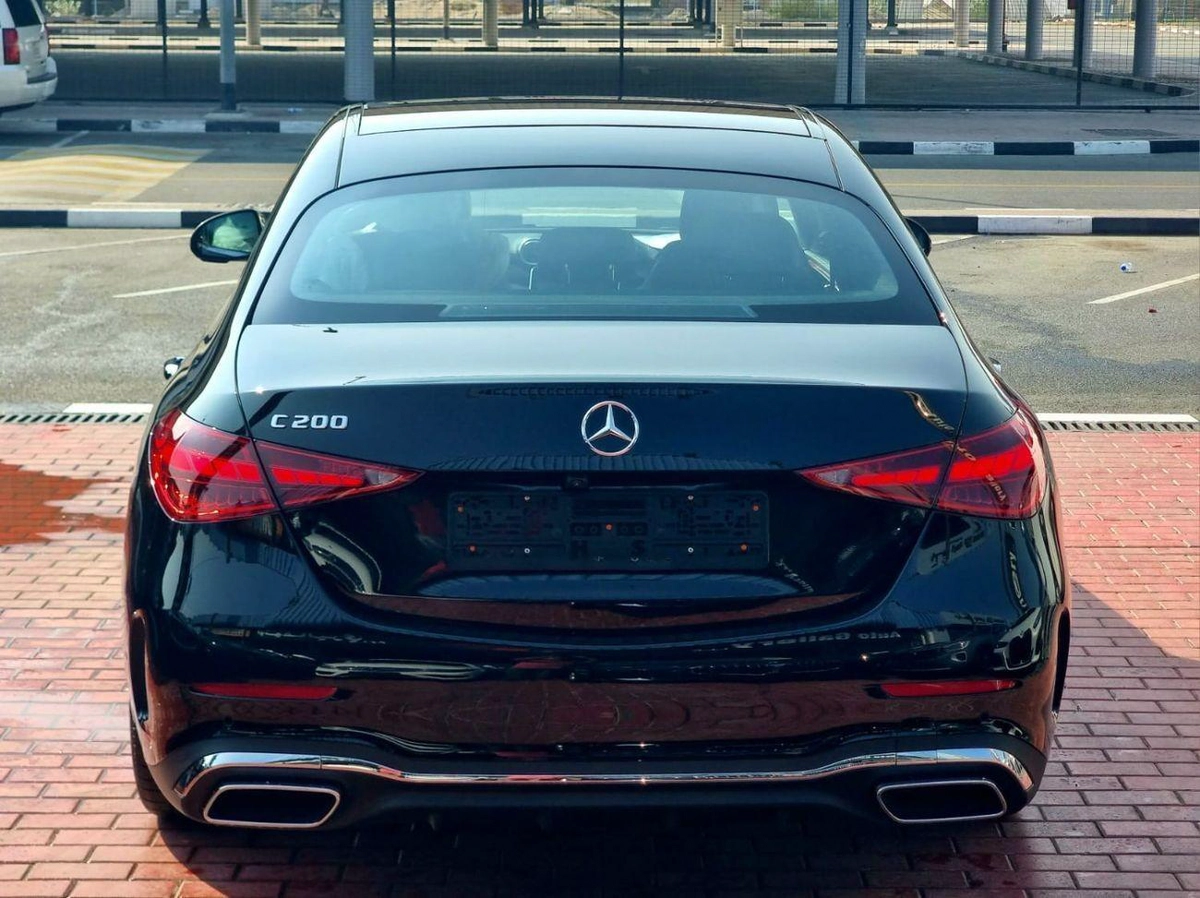 Mercedes-Benz C 200 AMG-4-4