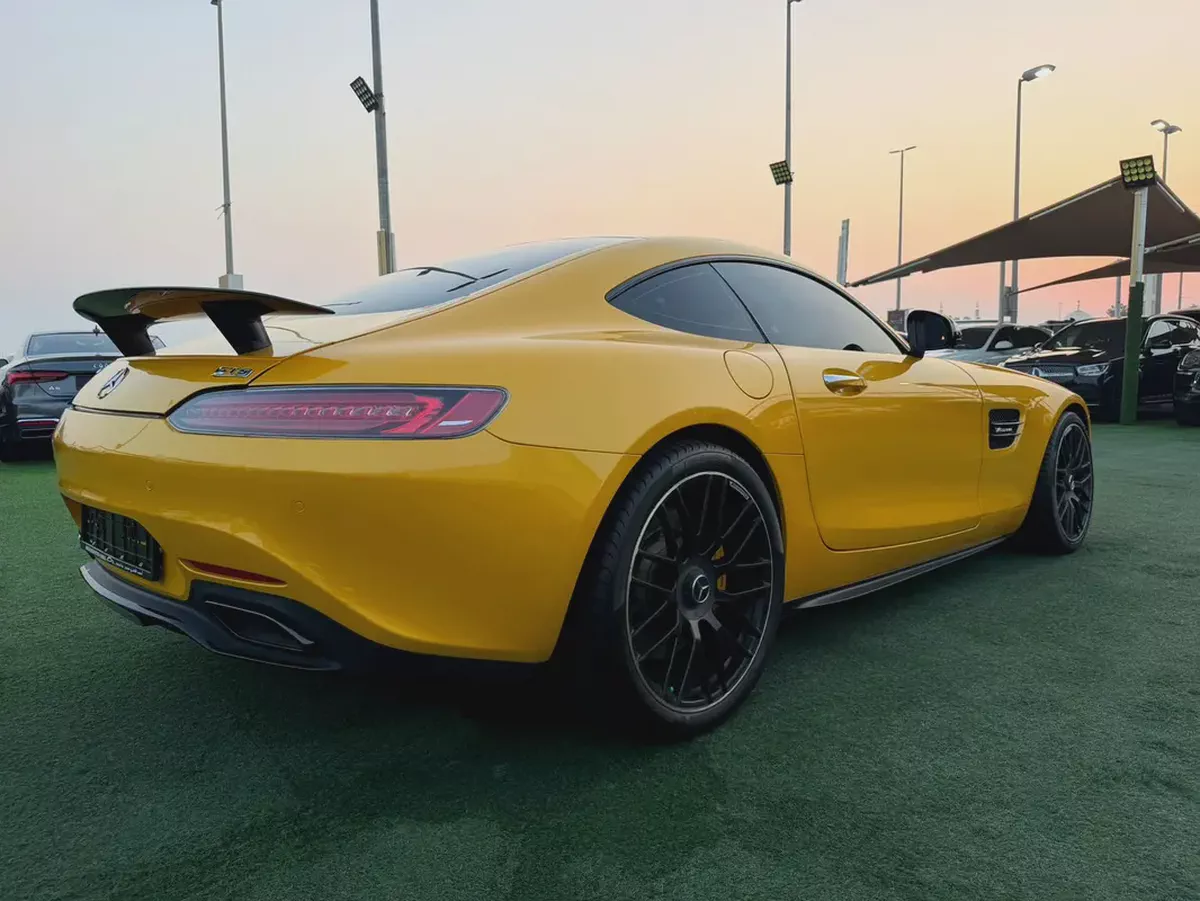 (2016) MERCEDES AMG //GTS// FULL OPTION -EXCELLENT CONDITION--4-4