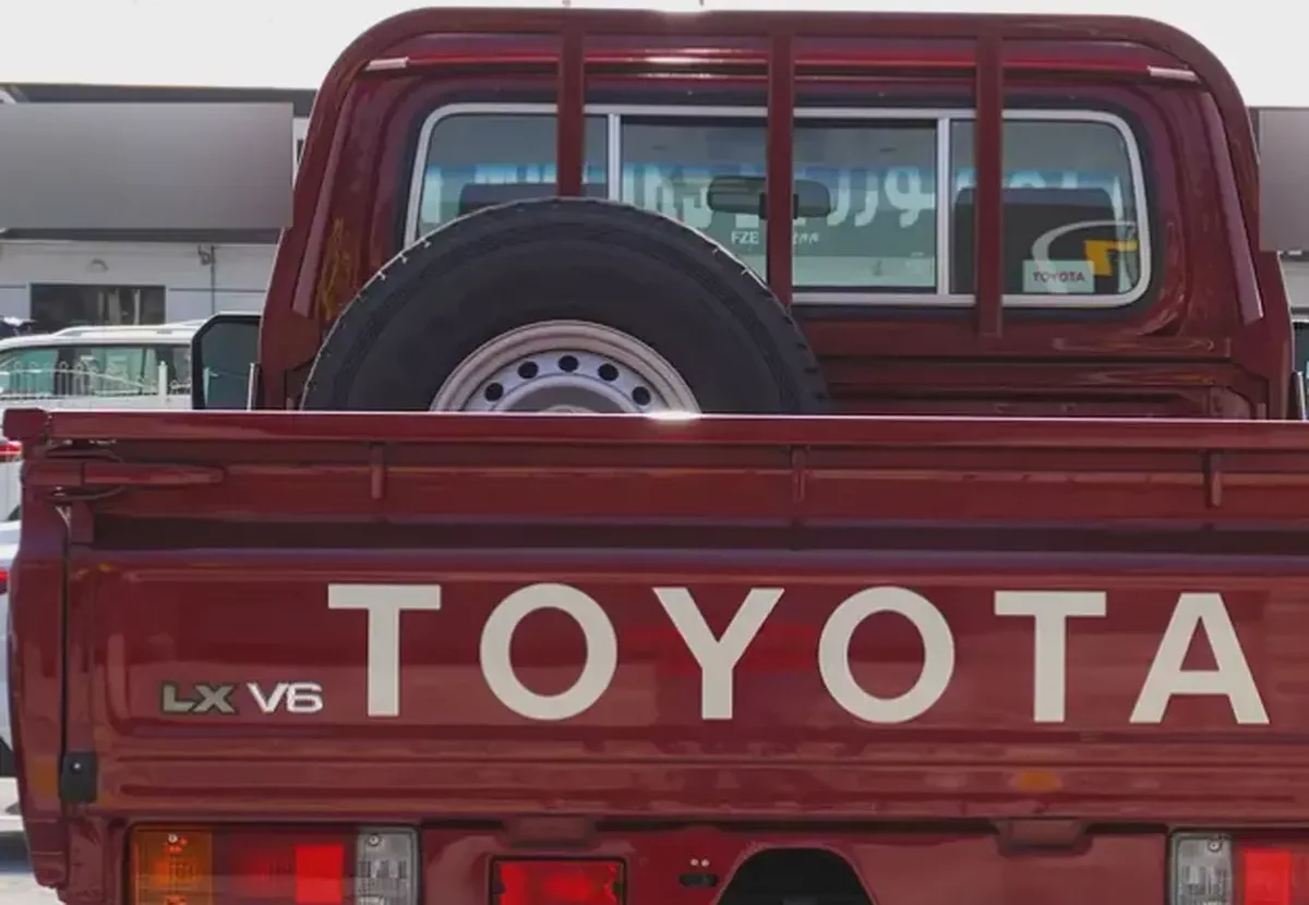 Brand New Toyota Land Cruiser 70 Series LC 79 LX 2025 GCC Specs-8-8