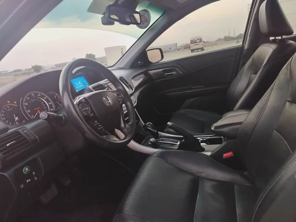 هوندا أكورد TOURING V6 أوراق جمارك