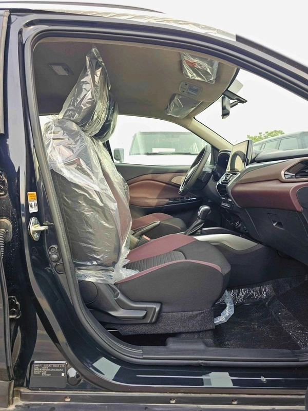 Suzuki Fronx GLX / EURO 5 HYBRID /1.5L V4/ HEADUP DISPLAY / 360*CAMERAS /" 9" DISPLAY AUDIO