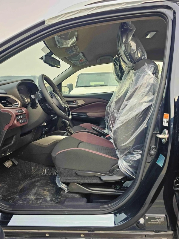 Suzuki Fronx GLX / EURO 5 HYBRID /1.5L V4/ HEADUP DISPLAY / 360*CAMERAS /" 9" DISPLAY AUDIO