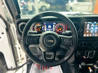 Jeep Wrangler Sport S 2023 - Canadian Specs - Perfect Condition!-12