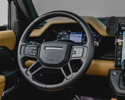 LAND ROVER DEFENDER 110 - HSE X DYNAMIC - 2026 - AL TAYER WARRANTY AND SERVICE CONTRACT-10