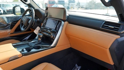Lexus LX600 Signature 3.5L-15
