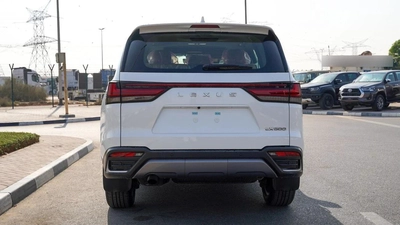 Lexus LX600 Signature 3.5L-8