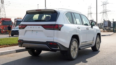 Lexus LX600 Signature 3.5L-13