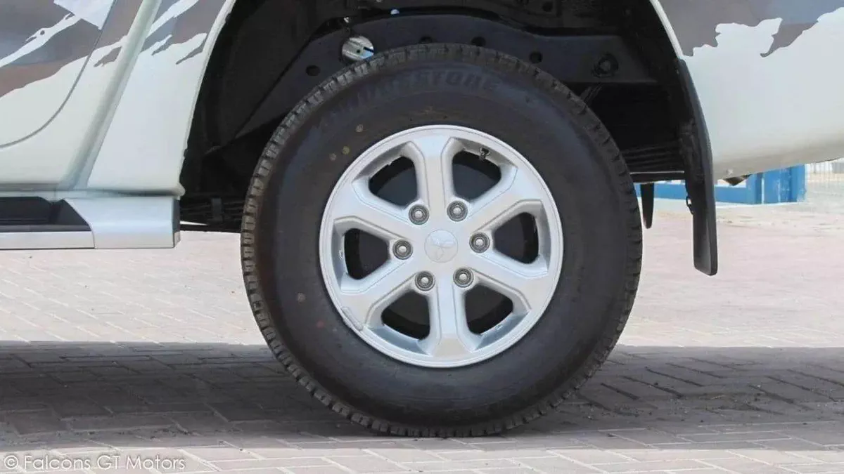 Mitsubishi L200 GLX Mitsubishi L200 L200 2.4L DIESEL 4WD 2023-8-0