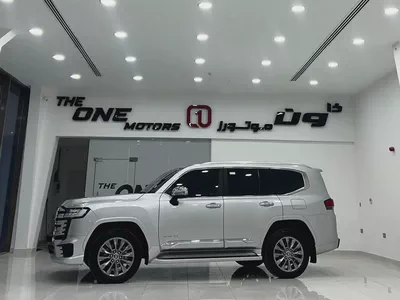 Toyota Land Cruiser VXR 2025 3.5L Turbo GCC Specs Under Warranty-0