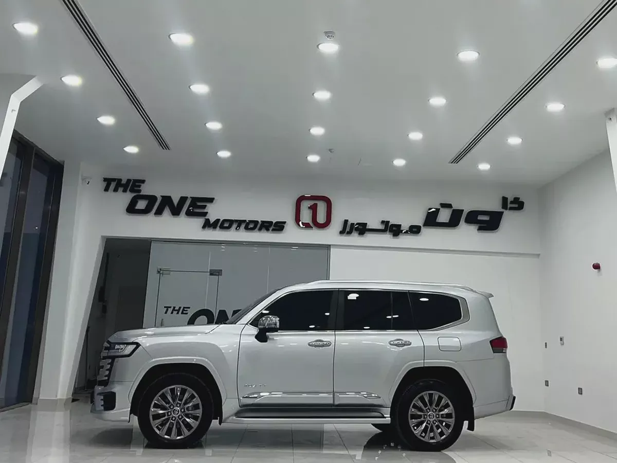 Toyota Land Cruiser VXR 2025 3.5L Turbo GCC Specs Under Warranty-19-19