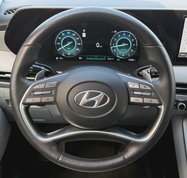 HYUNDAI - PALISADE - 2023 - SEL - ALL WHEEL DRIVE - V6 - 3,8L - AMERICAN SPECS VERY GOOD CONDITION