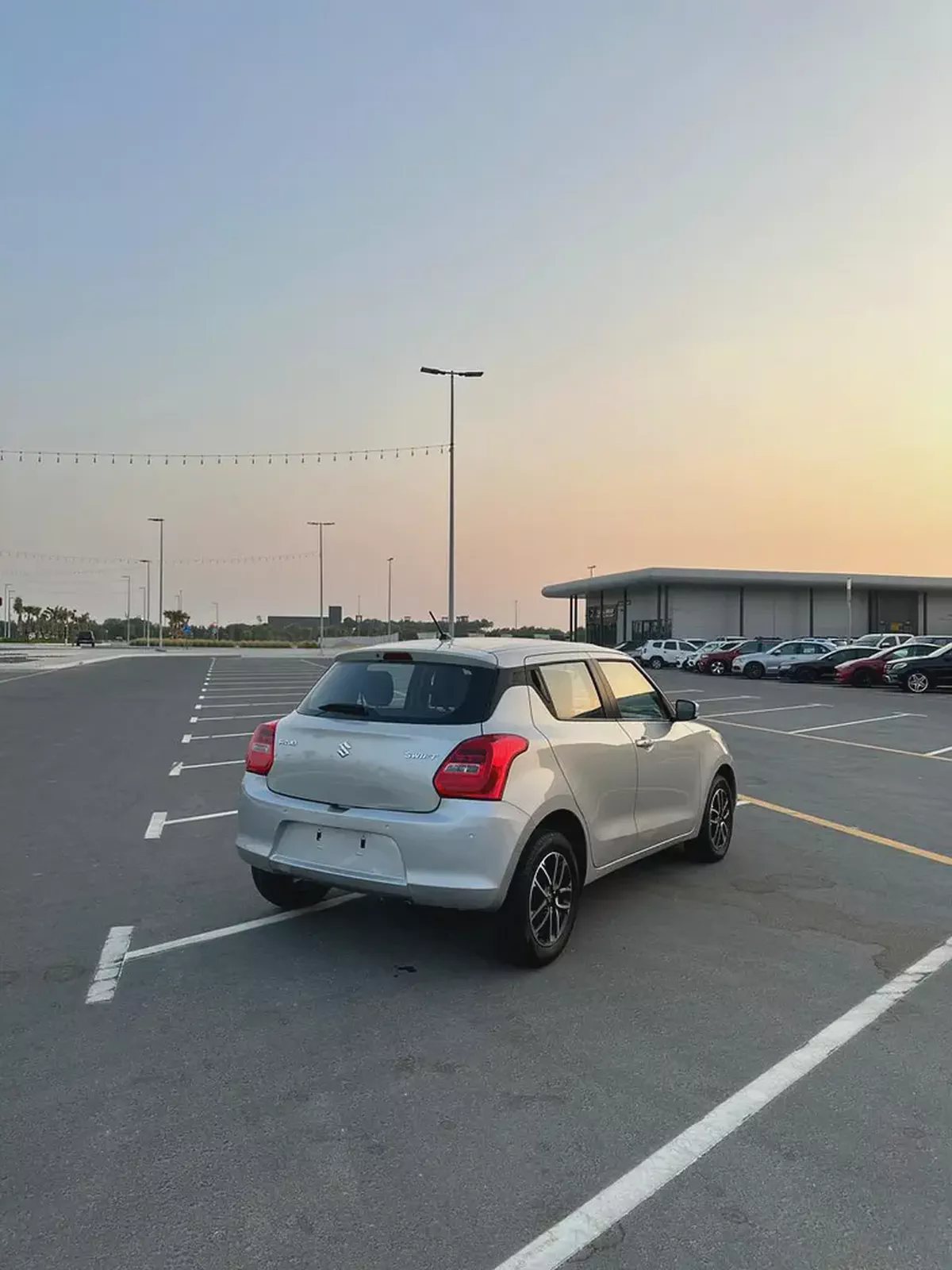 2023 Suzuki Swift GLX - GCC Specs - Excellent Condition-3-3