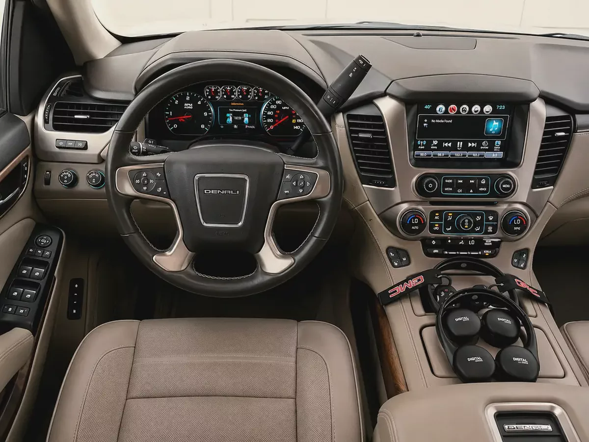 AED 2,115 P.M 0% DP | GMC Yukon Denali 2020 | GCC | Original Paint | 106K KM | 6.2L V8-10-10