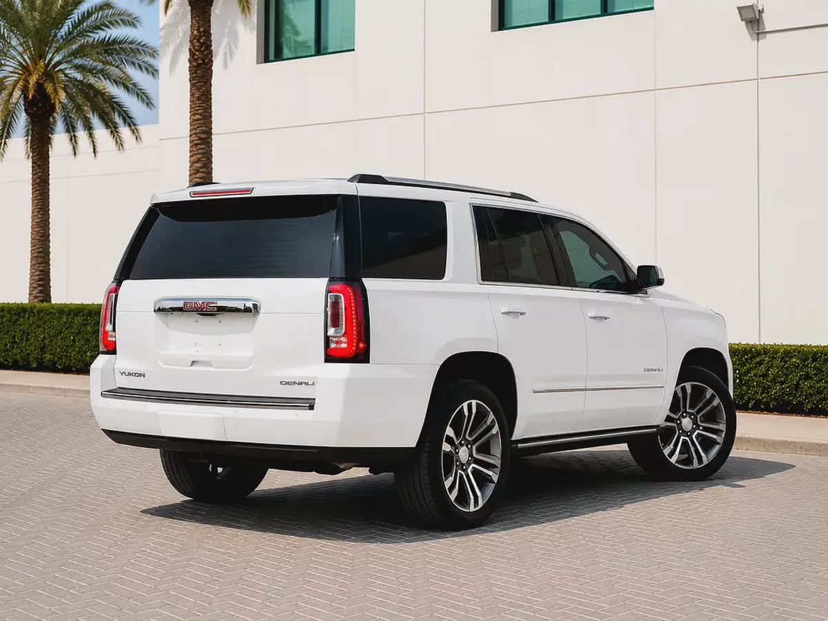 AED 2,115 P.M 0% DP | GMC Yukon Denali 2020 | GCC | Original Paint | 106K KM | 6.2L V8-2-2