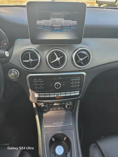 2020 Mercedes-Benz GLA 250 4Matic - American Very clean car-12