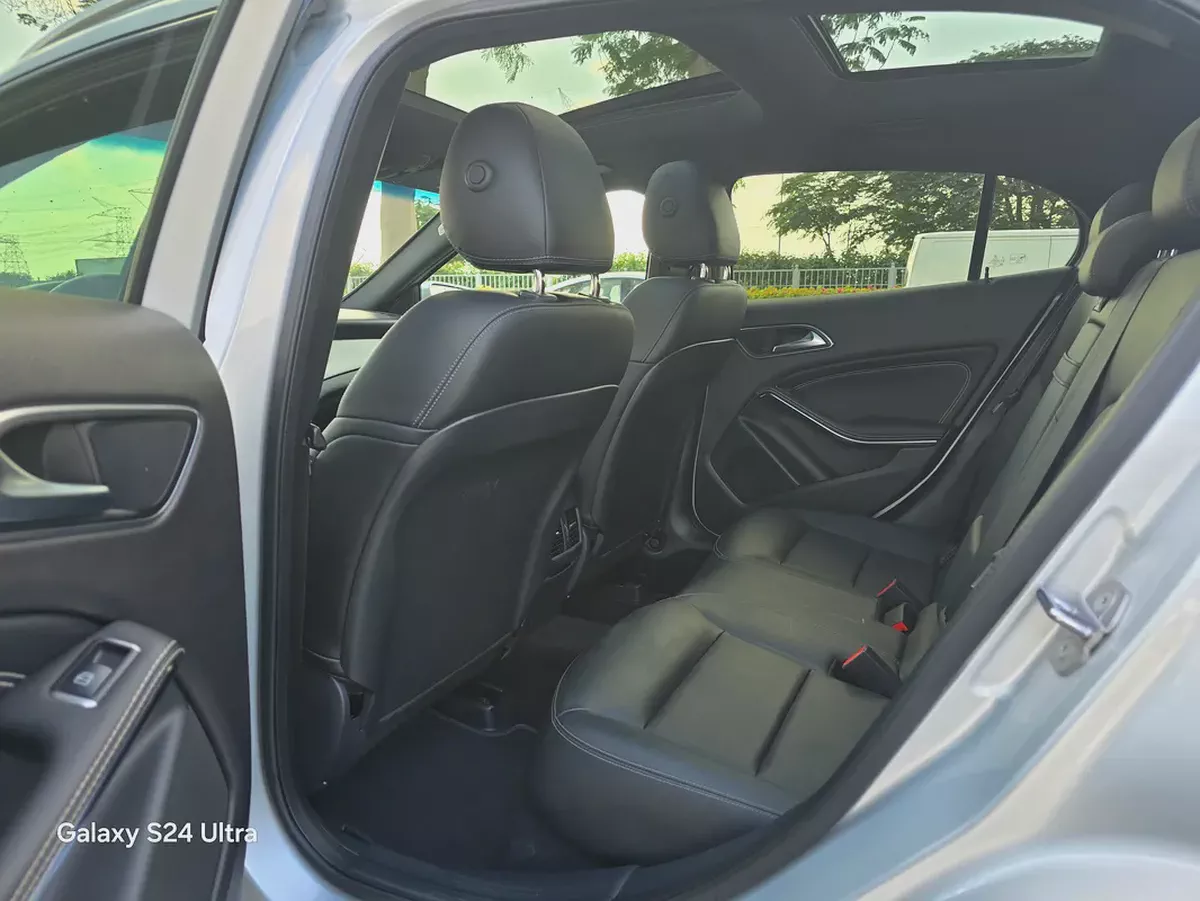 2020 Mercedes-Benz GLA 250 4Matic - American Very clean car-14-14