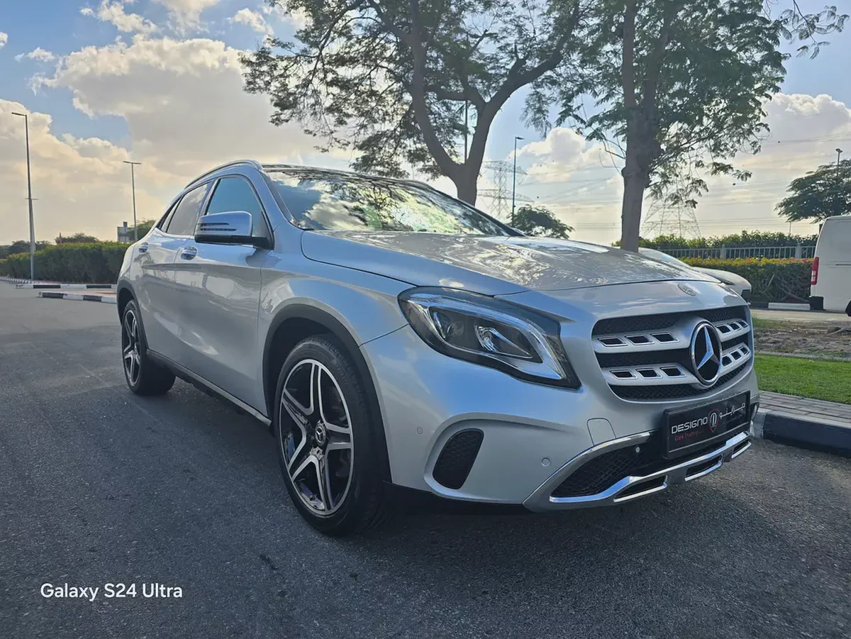 2020 Mercedes-Benz GLA 250 4Matic - American Very clean car-2-2