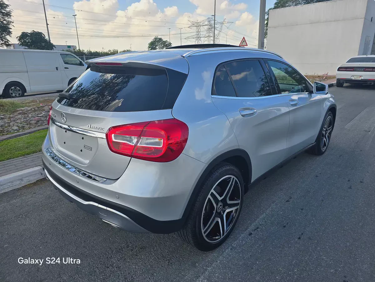 2020 Mercedes-Benz GLA 250 4Matic - American Very clean car-5-5