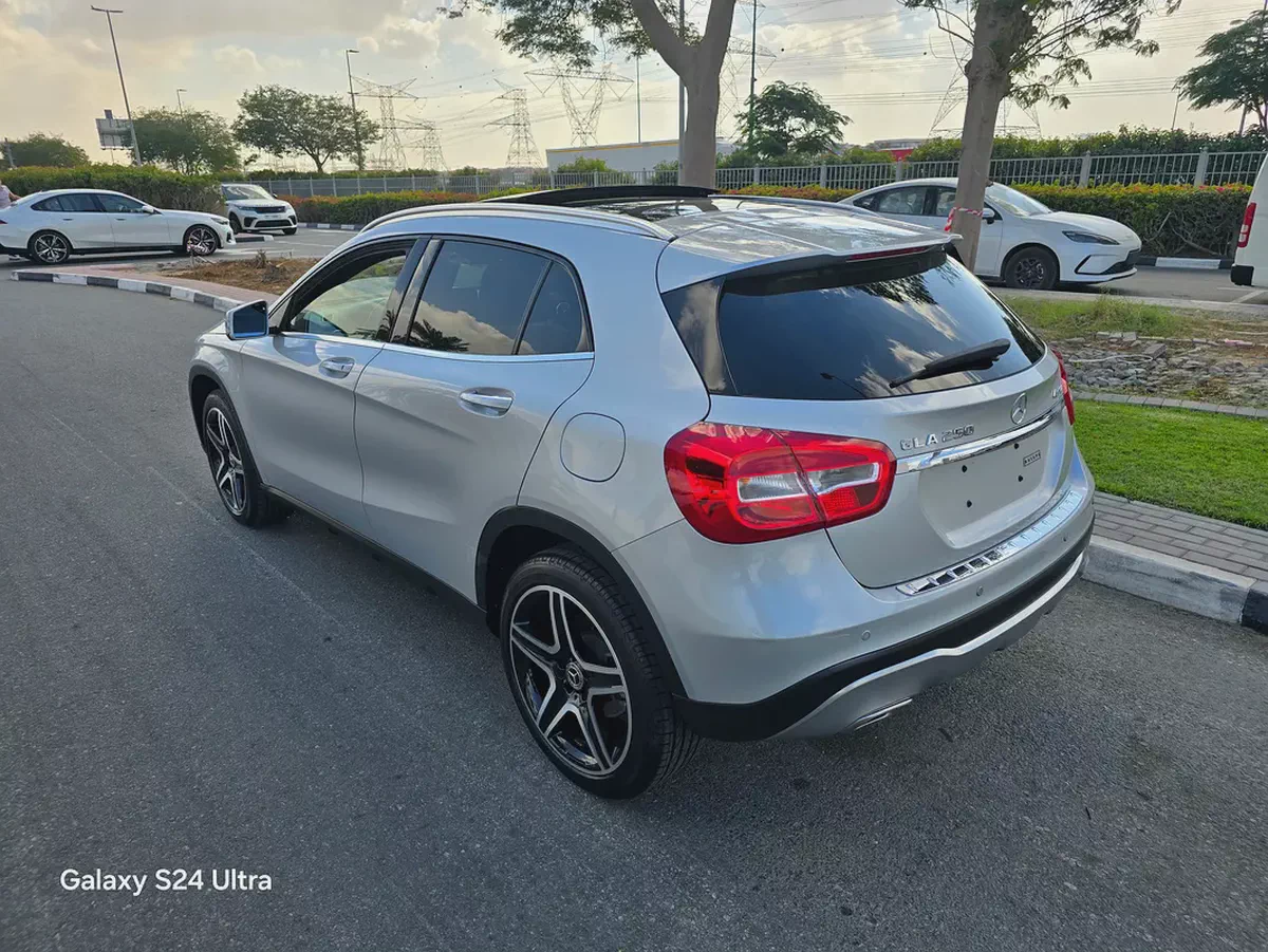 2020 Mercedes-Benz GLA 250 4Matic - American Very clean car-7-7