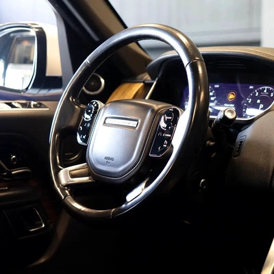 AED 2,682 pm • 0% Downpayment • Range Rover Vogue Supercharged • 1 Year Warranty-8
