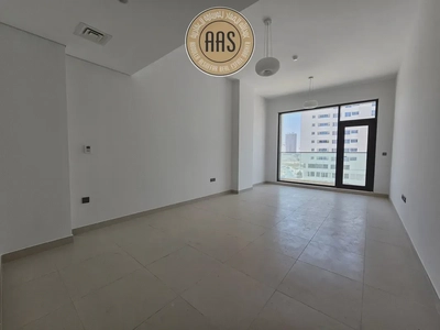 One Month Free Spacious One Bedroom Apartment with All Amenities-4
