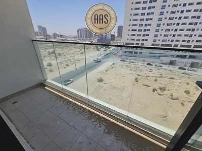 One Month Free Spacious One Bedroom Apartment with All Amenities-7