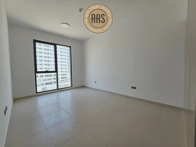 One Month Free Spacious One Bedroom Apartment with All Amenities-9