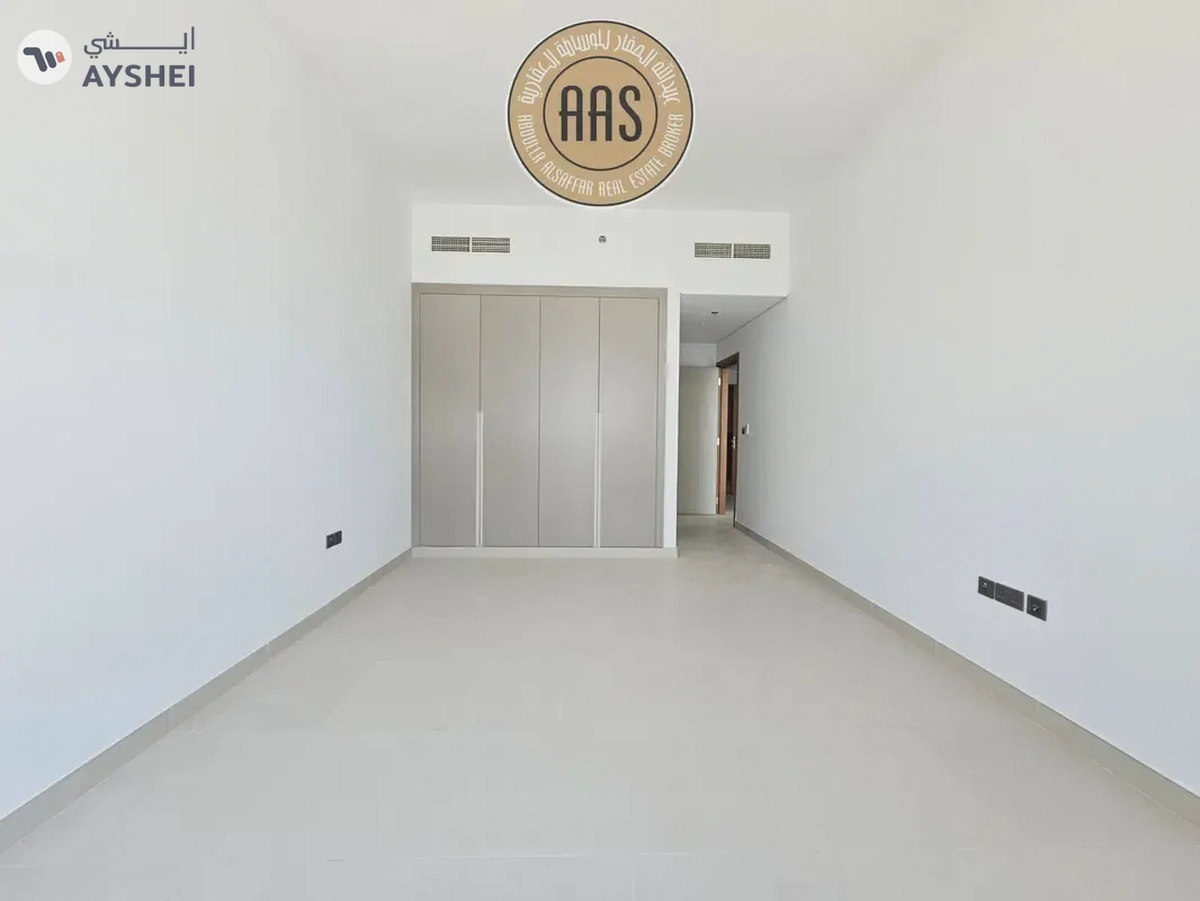 One Month Free Spacious One Bedroom Apartment with All Amenities-10-10