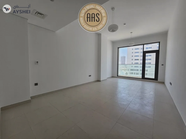 One Month Free Spacious One Bedroom Apartment with All Amenities
