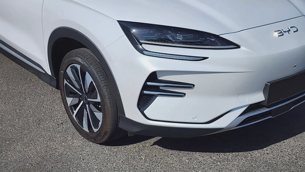 BYD Song Plus Champion (White Brown)
